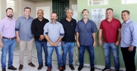 Vereadores presentes na entrega da nova capela mortuária do Cambé IV